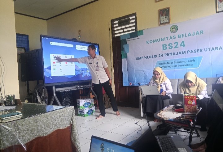 Pemanfaatan LMS BS24 sebagai Inovasi Pembelajaran Digital di SMPN 24 Penajam Paser Utara